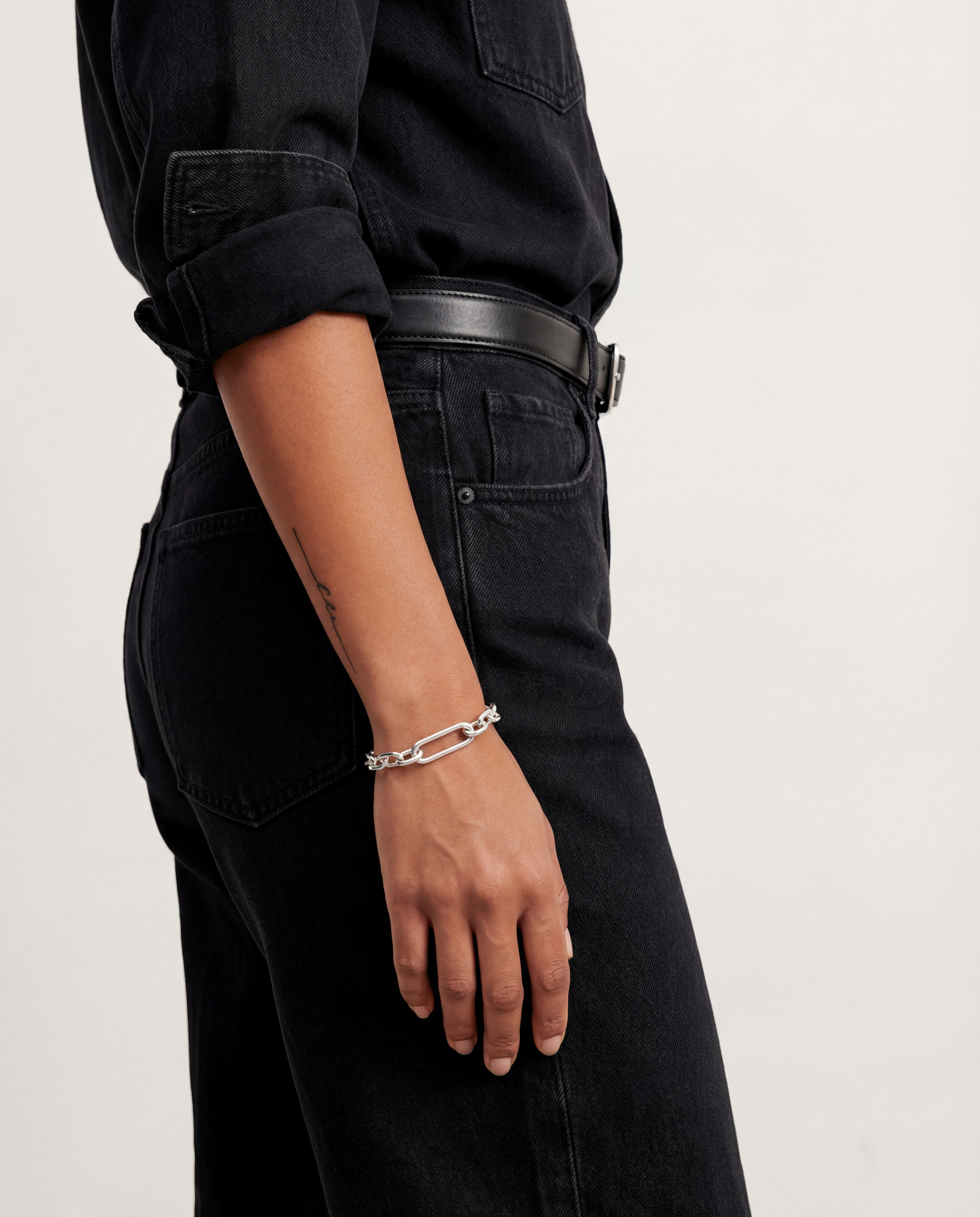 Round sterling silver bracelet